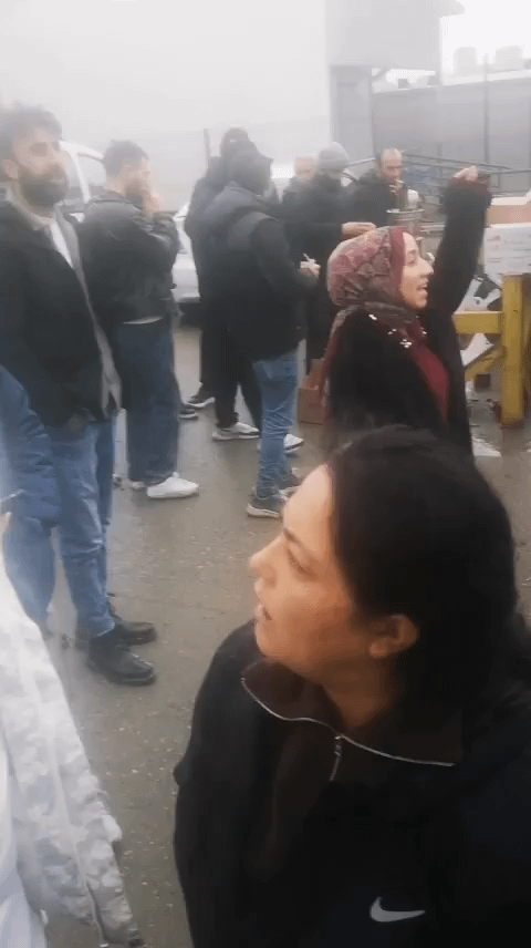 “Siz Özilhan’ın polisi misiniz, devletin mi?”