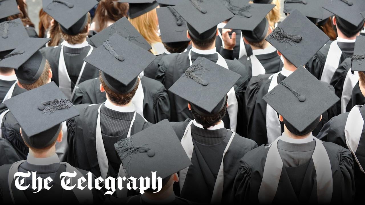 Graduates claiming benefits surge to 700,000