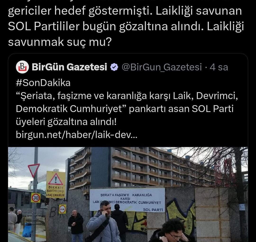 şeriat isteyen yerine şeriata karşı pankart asanları gözaltına almışlar