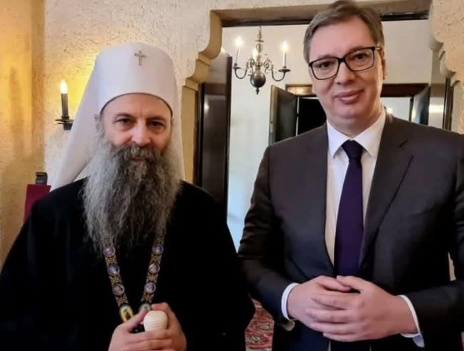 Zamislite zemlju u kojoj patrijarh zaključa vrata Hrama Svetog Save studentima i srednjoškolcima, na Dan Škole. Zamislite bestidnost takvog čina.