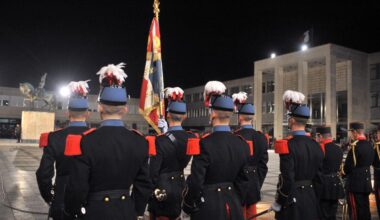 Quatre élèves officiers de Saint-Cyr auraient incendié un navire américain à Okinawa, lors de leur stage de fin d'études au Japon