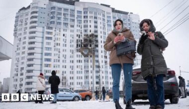 Trump says Putin will not attack Ukraine cities during cold week