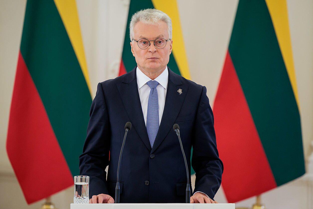Nausėda: Lietuva su NB8 svarstys prisijungti prie Trumpo Taikos tarybos
