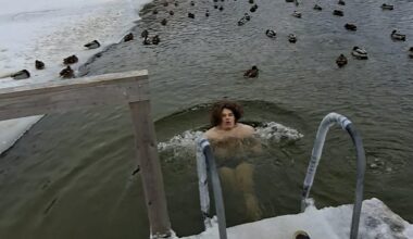 Kas siin talisuplejaid ka leidub? Täna oli soe päev, suplesin Anne kanalis koos partidega :)