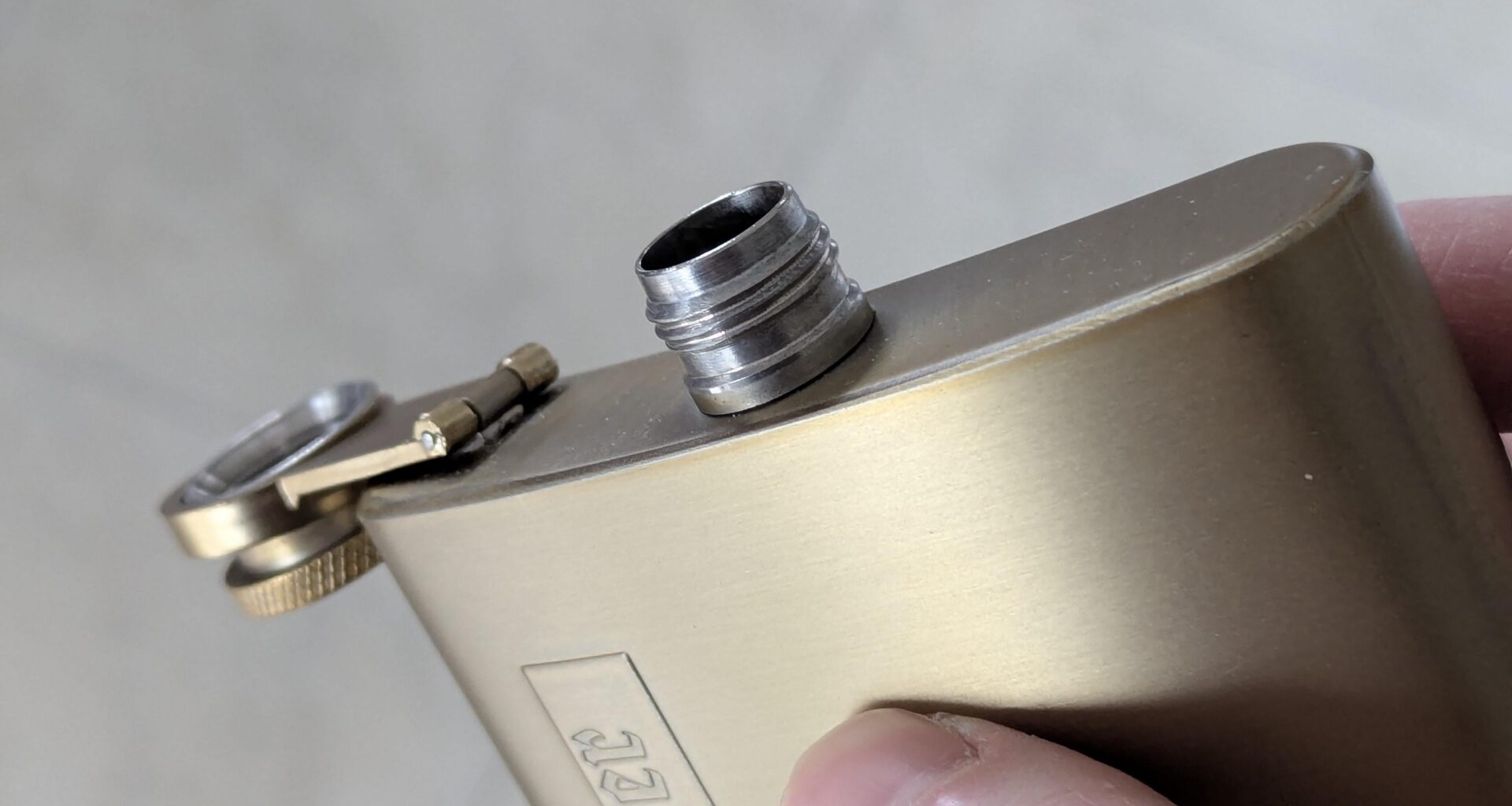 J****a EU i njihovi neodvojivi čepovi