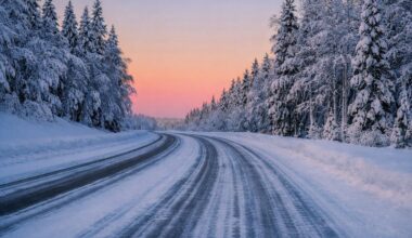 Should I drive according to lane markings or tyre tracks in winter?