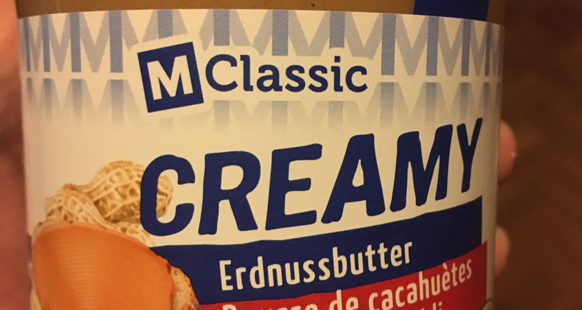 US people living in CH, is this « real » peanut butter?