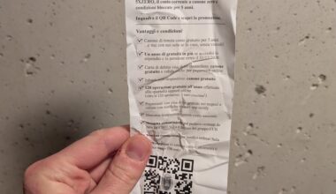 Ma spacciarsi per avviso di giacenza è legale?