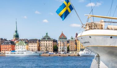 « Paresseux et complaisants » : des retraités suédois racontent comment la suppression de l’impôt sur la fortune a transformé leur pays