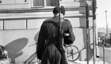 Finnish police with kp/31