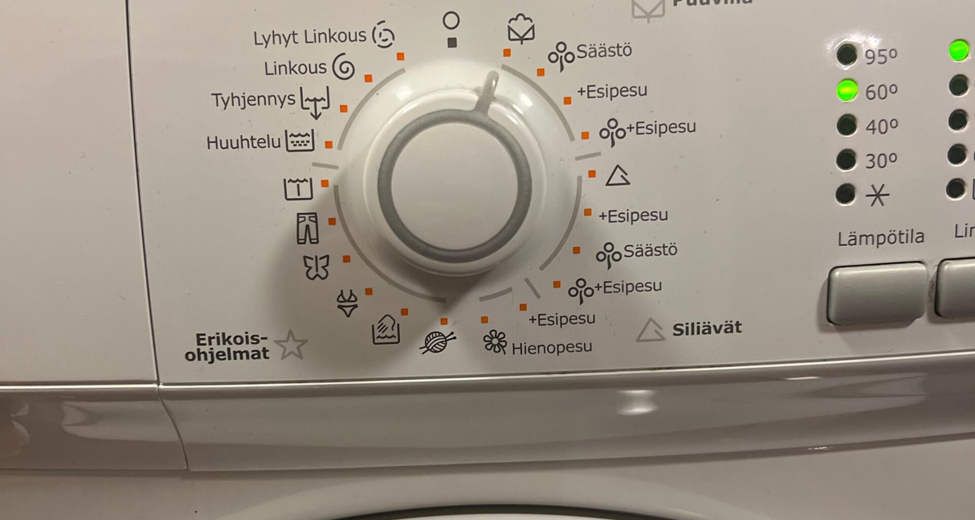 Can someone help me understand the washing machine settings?