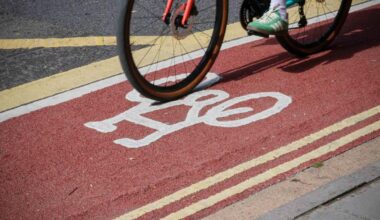 “I blindly get on the bike every time and just hope I get home alive”: Drogheda Mayor says “car-centric” cycle lane cuts are impeding road safety plans and putting cyclists in danger