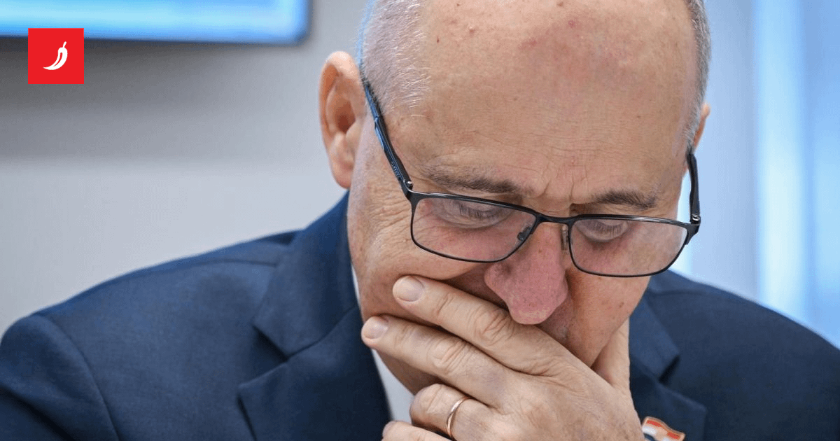 Bačić pompozno najavio eDozvole. Sve se raspalo čim je krenulo