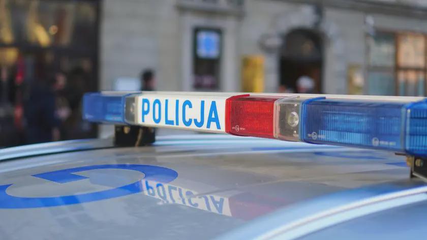 W sieci groził wicepremierowi. Miał koktajle Mołotowa i broń