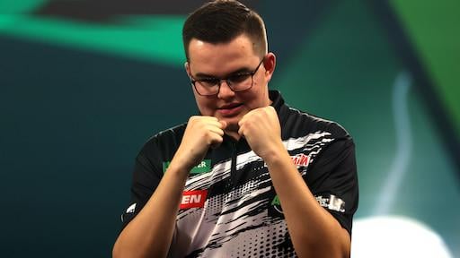 Gian van Veen door naar finale WK darts na winst op Gary Anderson