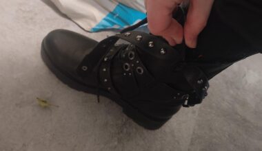 Reißverschluss bei neu gekauften Schuhen klemmt