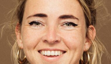 Anne uit documentaire Anne (32) zoekt vrienden heeft nog steeds geen volle vriendengroep, maar wel rust: ‘Het ligt niet aan mij’