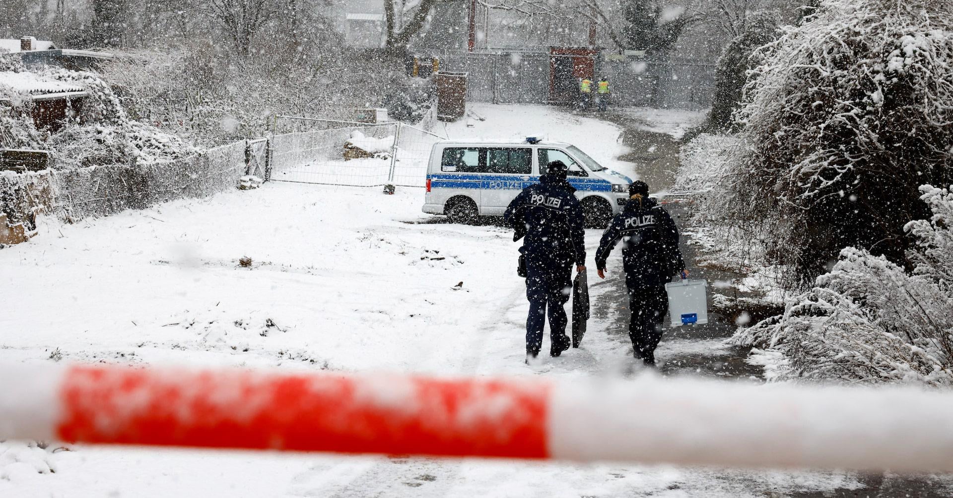 Blackout in southwest Berlin possibly until Thursday next week after arson attack
