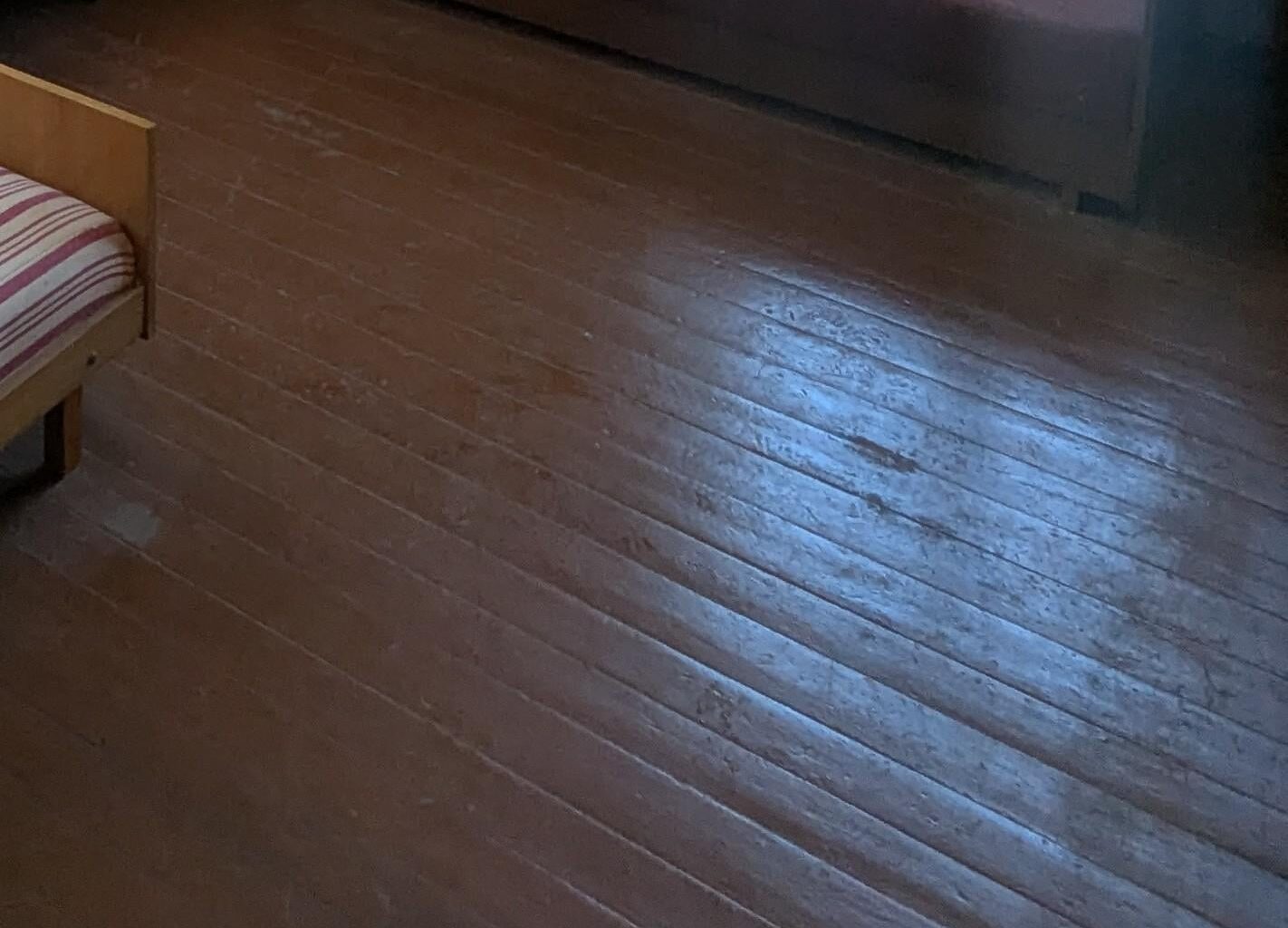 Senos grindys bute. Kokie sprendimai?