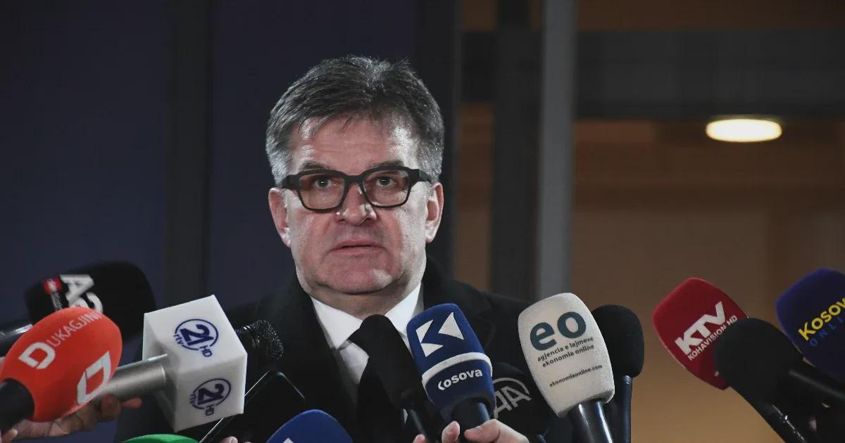 Lemondott a szlovák miniszterelnöki tanácsadó, miután kiderült: benne van az Epstein-aktákban