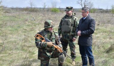 Armata Republicii Moldova renunță la Kalașnikov