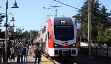 Silicon Valley introduced the S-Bahn Züri System 40 years later and it's a total success.