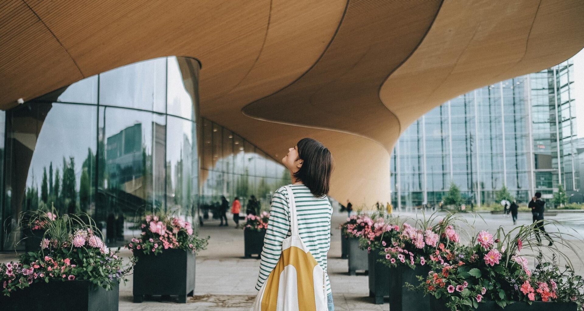 How come Reddit Ads recommend me to move to Helsinki when things seem to be going south?