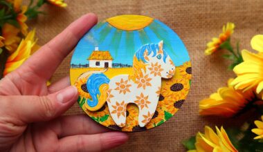 In honor of ArtFriday 🎨, I’ll show you our new Ukrainian handmade magnet “Lucky Horse” 🐴 By the way, the symbol of this year 😁