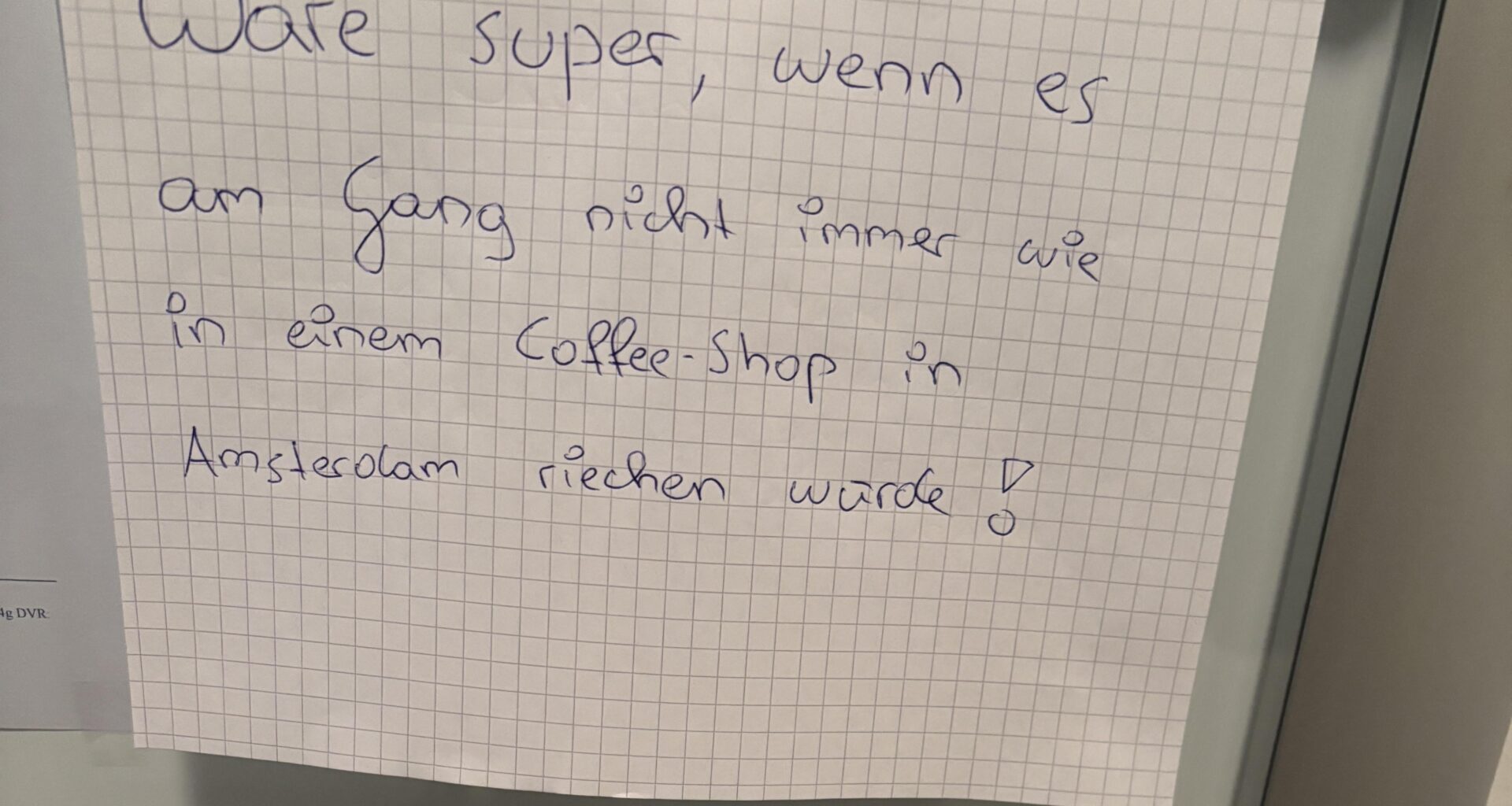 Stiegenhaus ≠ Kaffeehaus🍁🚭