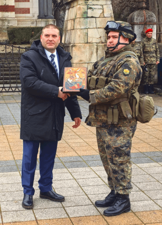 Белик е Нашиният ВОЙНИК ! Хайде да са им честити отново увеличение на заплатите на Държавните служители, общо 70% за 4 години.