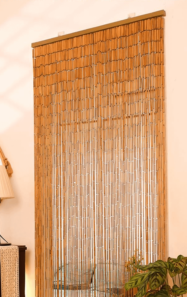 Hvar á Íslandi er hægt að finna svona "bambustjald/skordýrahurðartjald"?