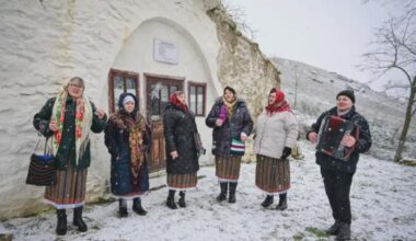 „Satul hobbiților” din Moldova: Cum a ajuns localitatea Rogojeni subiect internațional de știri