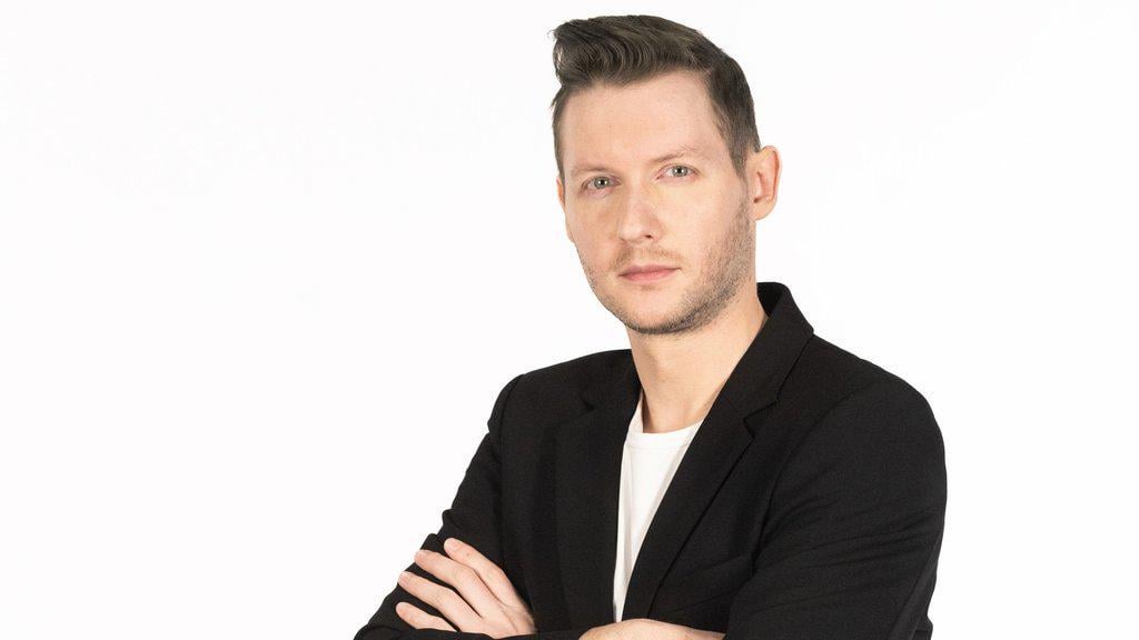 Aljaž Golčer bo komentiral Formulo 1 na kanalu A leta 2026