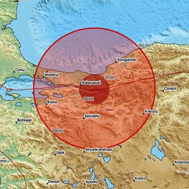 Düzce ve çevre illerde hissedilen bir deprem meydana geldi.