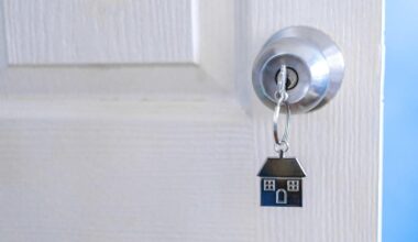 Tánaiste insists not everyone has right to State housing – RTE.ie