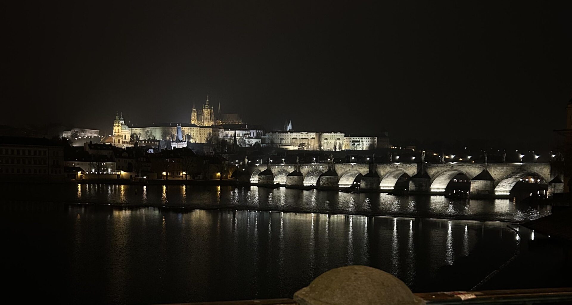 Are all of the cannibas shops in Prague scams?