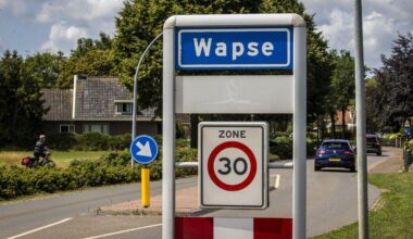 Hond doodgeschoten door man in Wapse, politie doet onderzoek