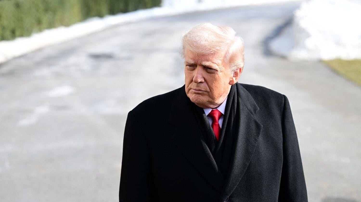 Donald Trump prévient l'Iran que "le temps est compté" avant une possible attaque américaine, Téhéran assure qu'elle "répondra comme jamais"