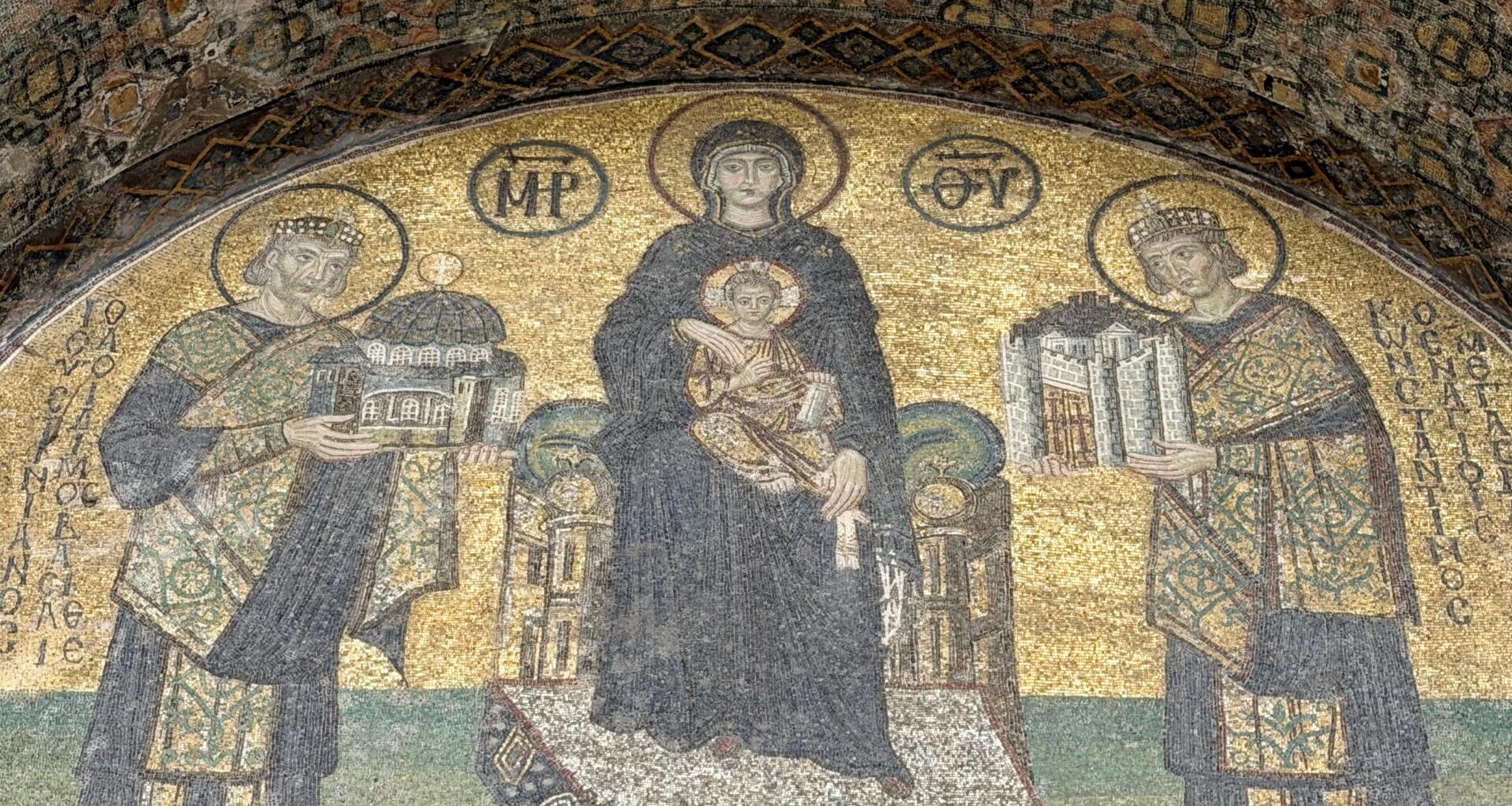 1000 éves mozaik a Hagia Sophiában