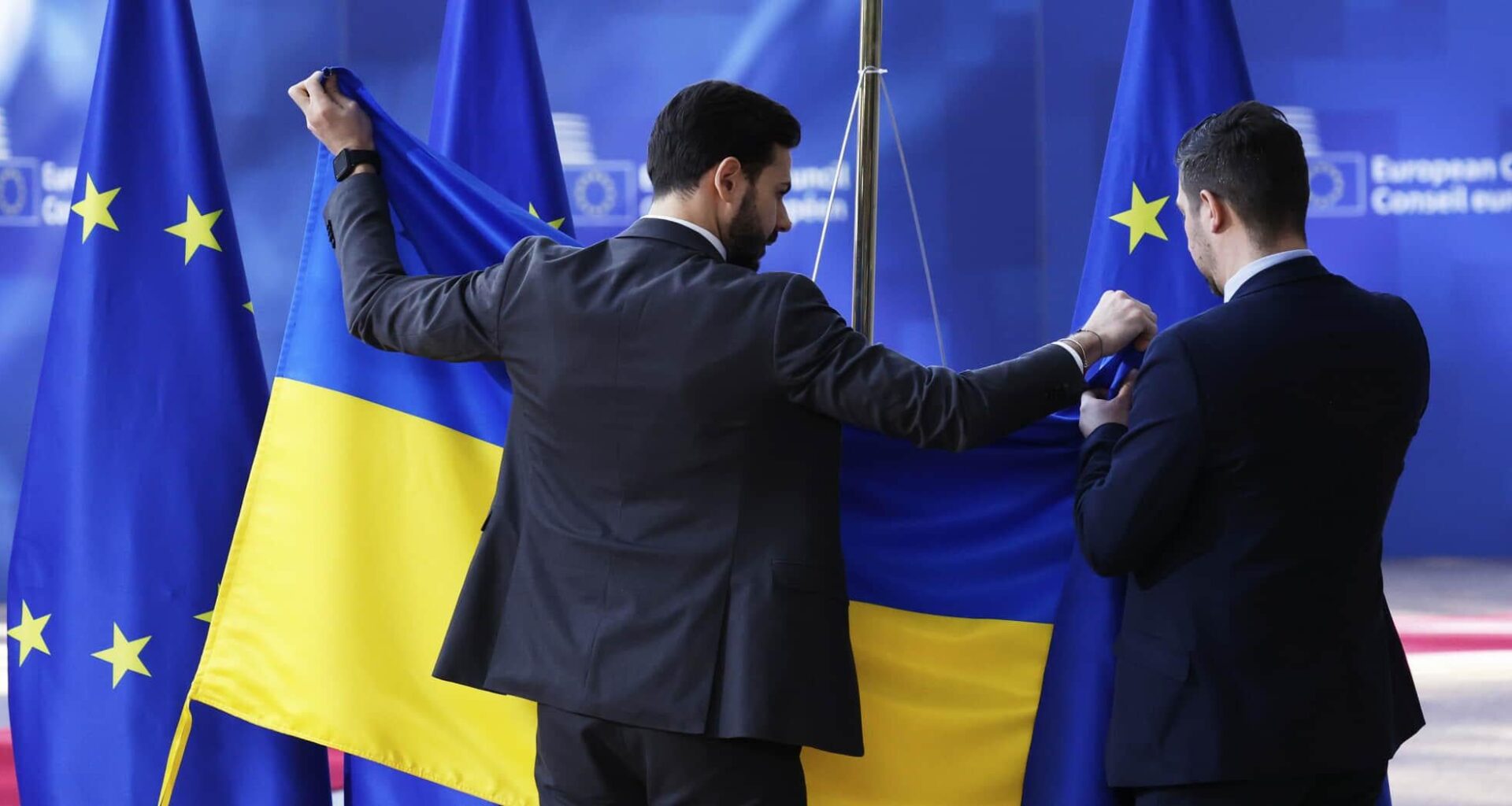 Bringing Ukraine into the EU by 2027: exploring the idea of ''membership-lite'' as part of a peace deal