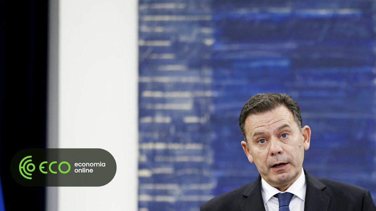 Apoios a empresas e famílias ‘valem’ 2.5 mil milhões. Veja aqui a lista completa das medidas