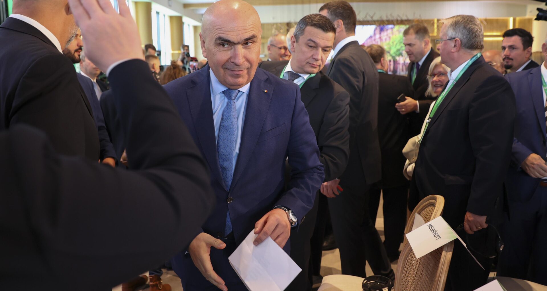 Ziua în care nu vom mai ști nimic despre averile politicienilor se apropie. Iar trei partide nu fac nimic - HotNews.ro