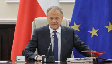 Donald Tusk zapewnił o pełnej determinacji w wyjaśnianiu polskich wątków w "szatańskim kręgu" Epsteina.