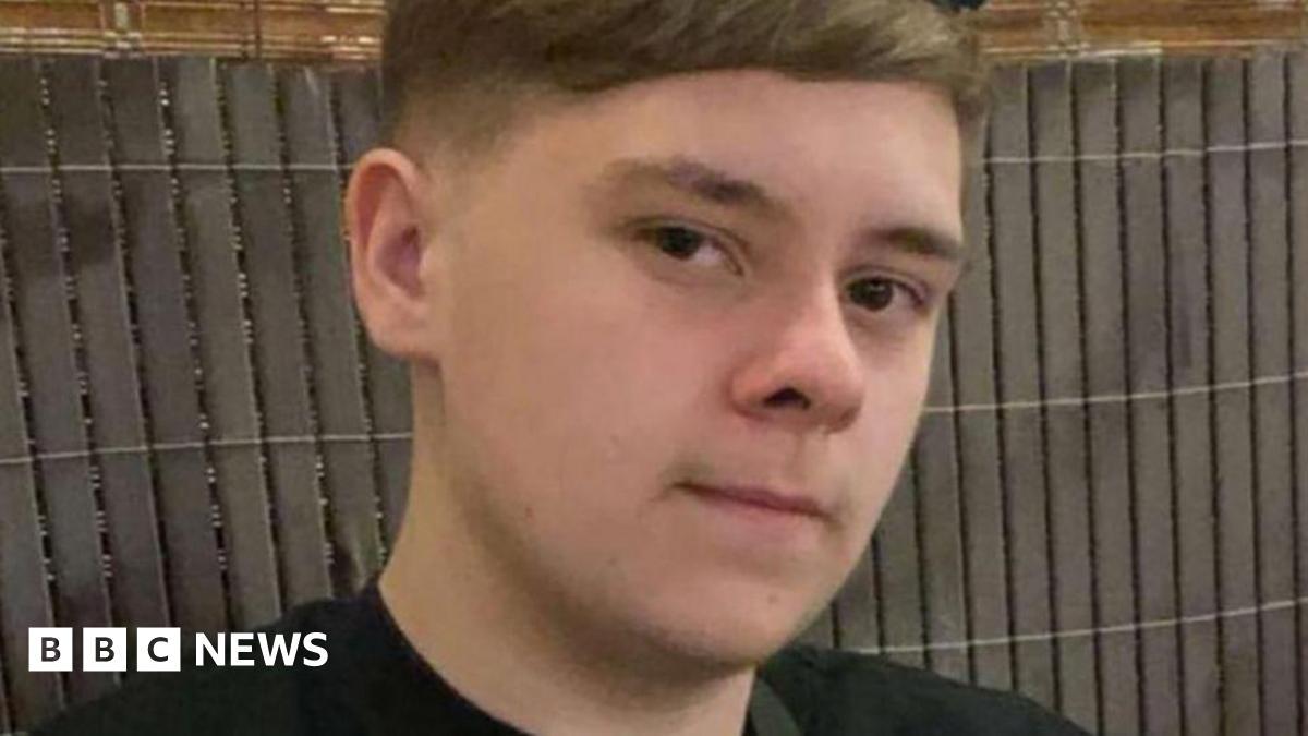 Harvey Willgoose's family say 'too many red flags' were missed - BBC News