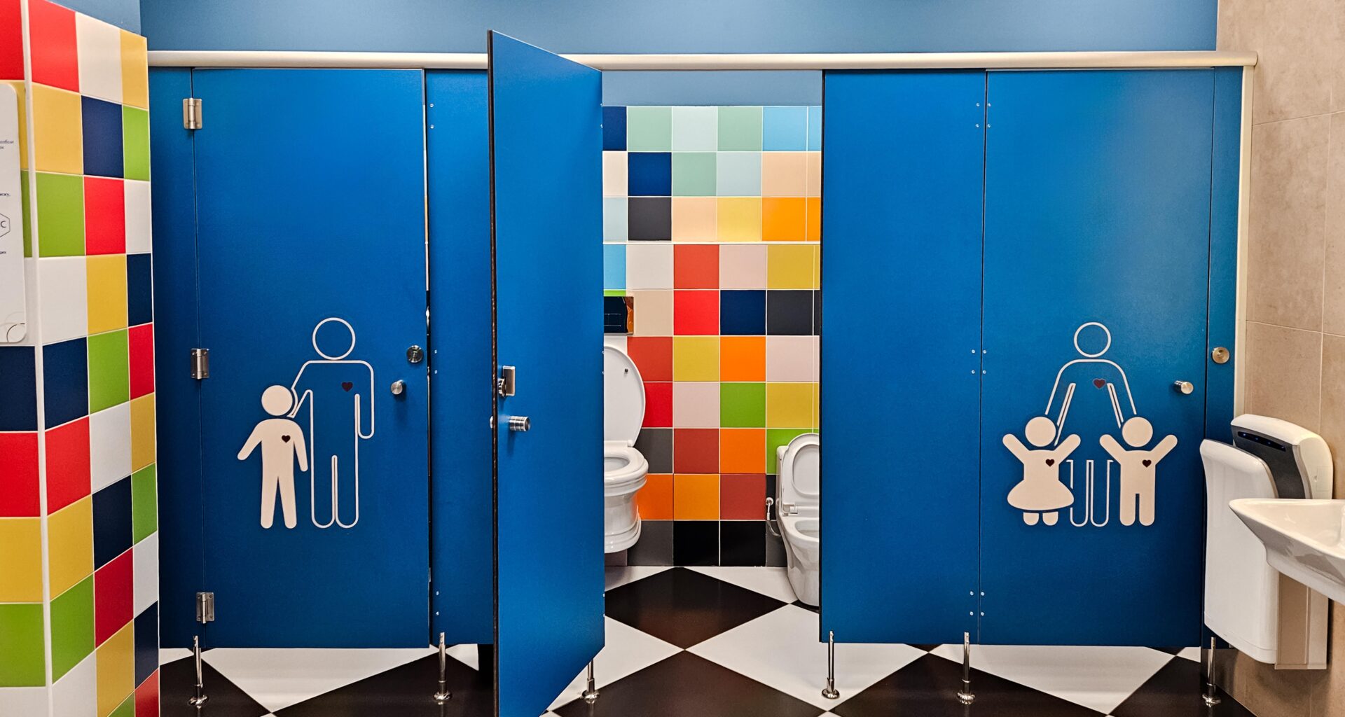 Teachers' union would like to see other education issues tackled with the same commitment as the one regarding unisex toilets