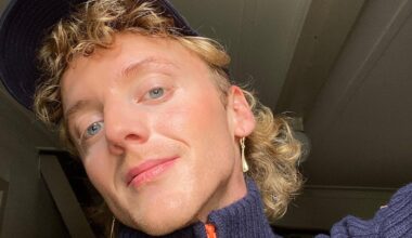 Mænd mistænkeliggøres på grund af deres køn, siger skolelærer