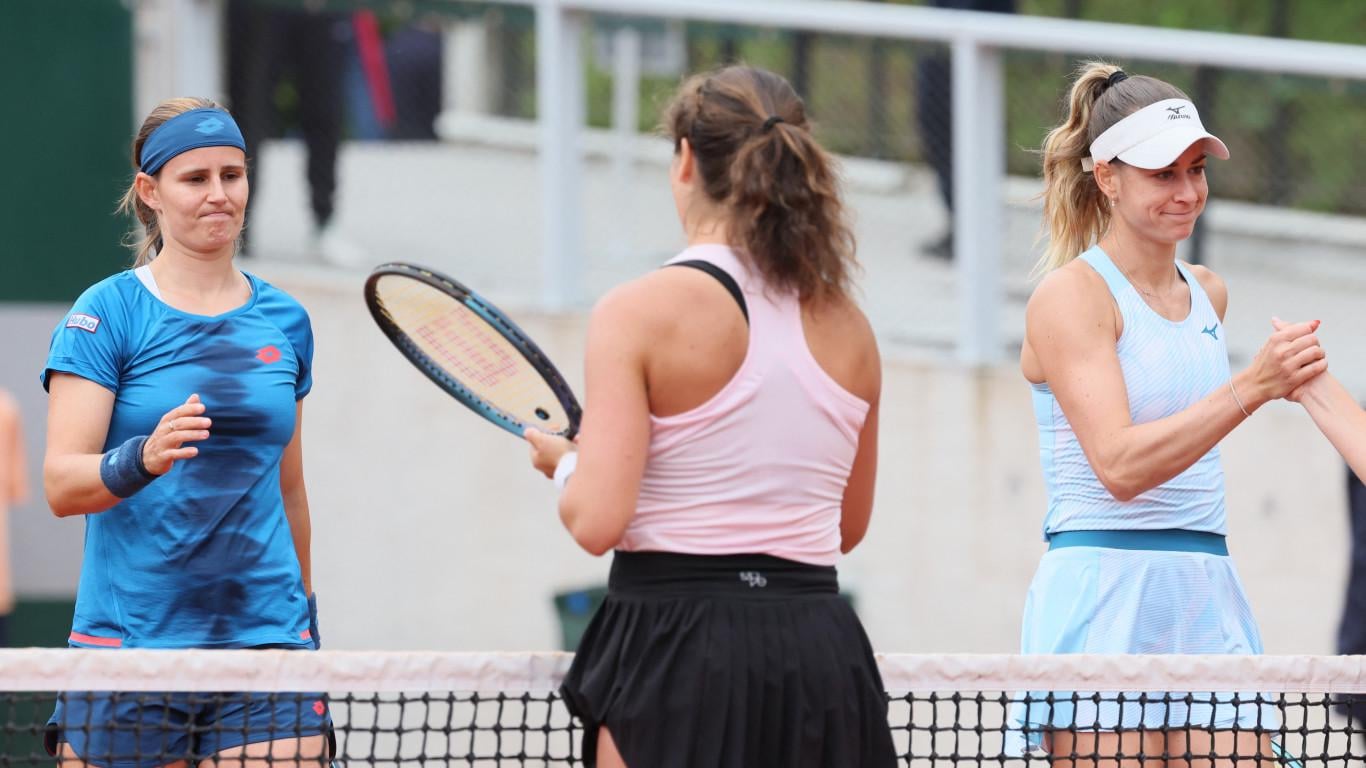 Nem fogott kezet Bondár Annával a győztes ukrán ellenfele, Olekszandra Olijnikova