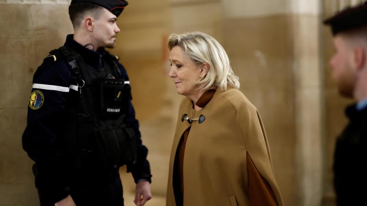 French prosecutors seek 5-year ban from office for far-right leader Marine Le Pen in appeal trial, no immediate enforcement