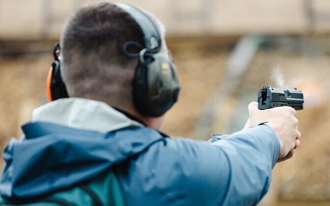 Prokuratuur ei toeta plaani anda relvaeksami läbiviimine erasektori kätte