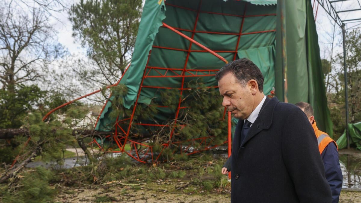 Governo vai isentar zonas afetadas de portagens durante uma semana